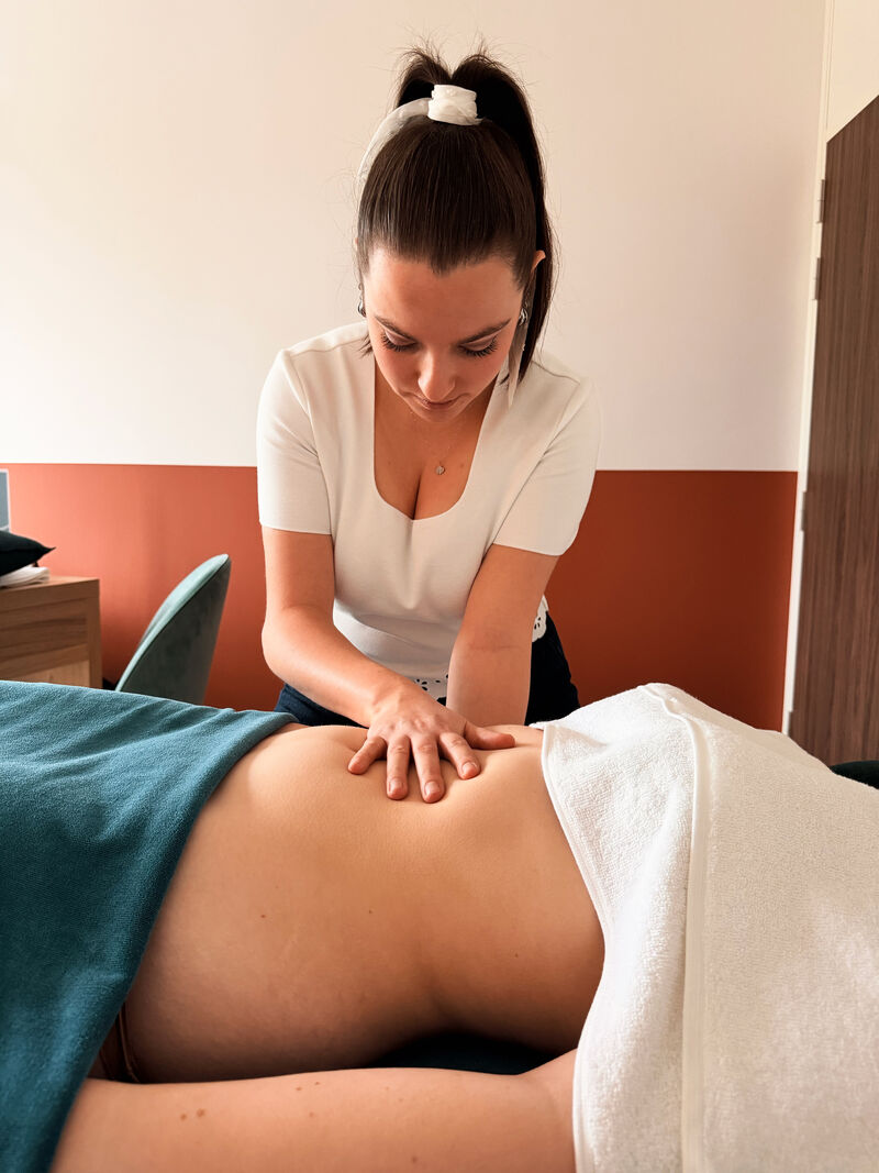 Soins Corps et Émotions